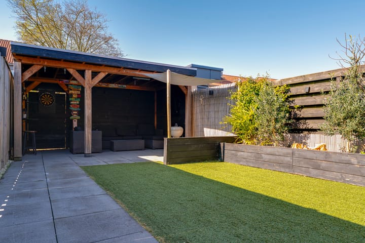 Photo 4 of Lentsenburg 20