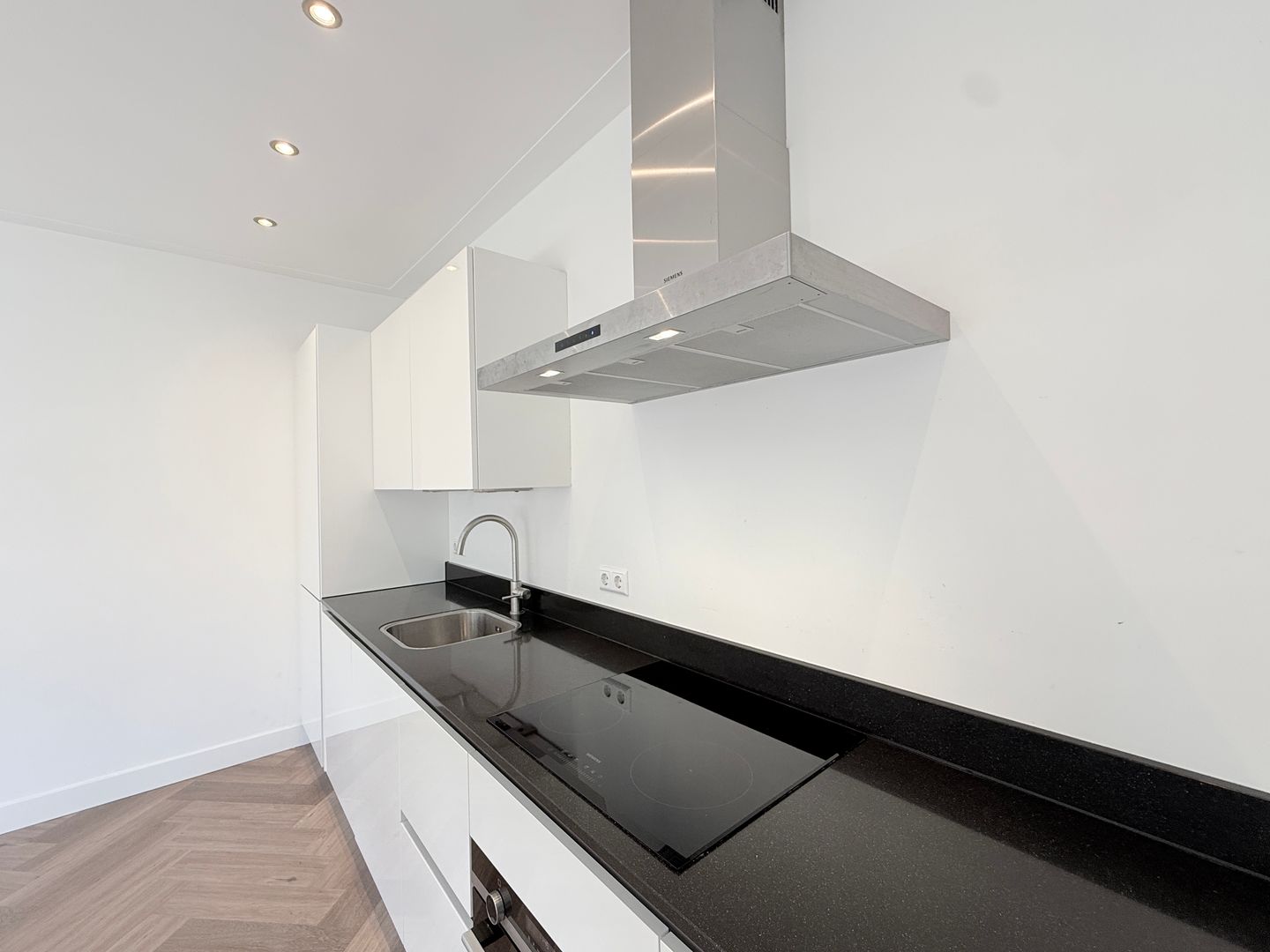 Photo 5 of Scheldestraat 48-2