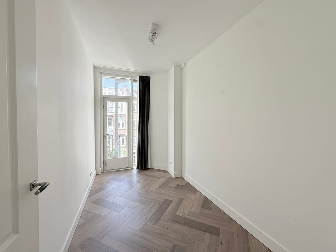 Photo 11 of Scheldestraat 48-2