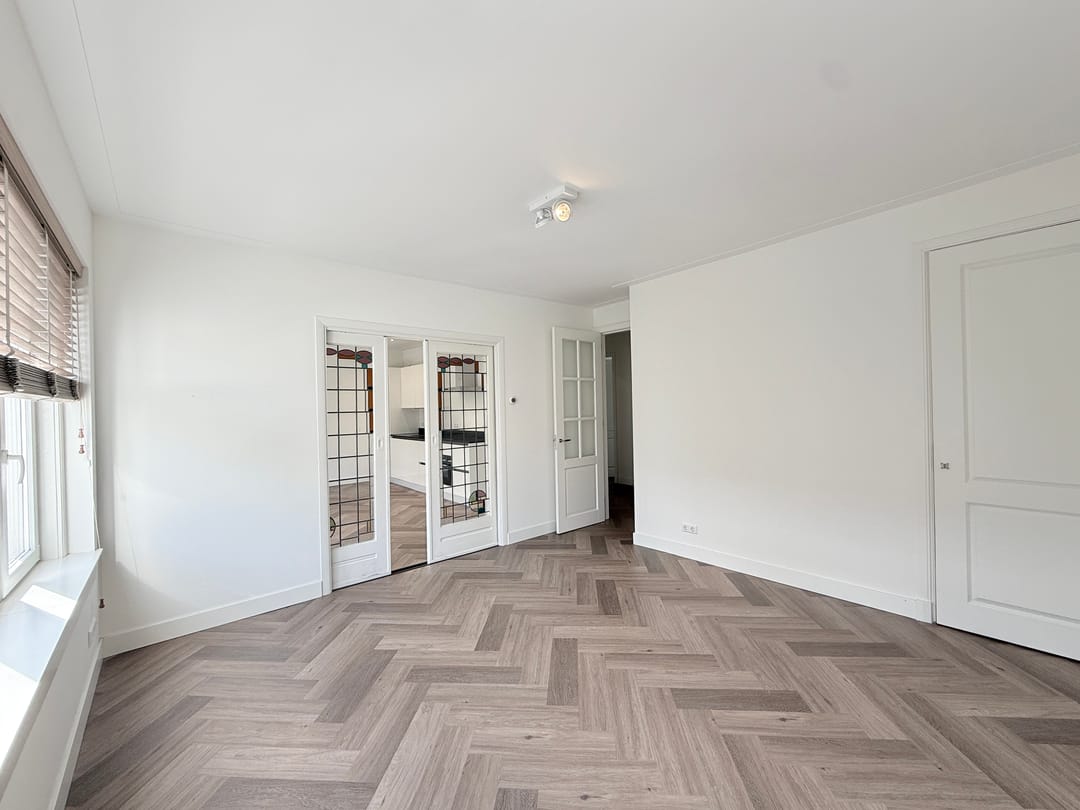 Photo 8 of Scheldestraat 48-2