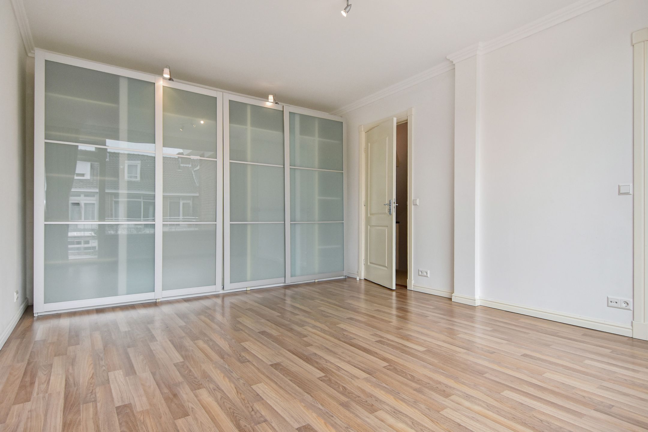 Foto 33 van Paulinastraat 8