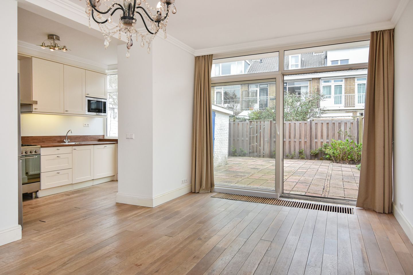 Foto 14 van Paulinastraat 8