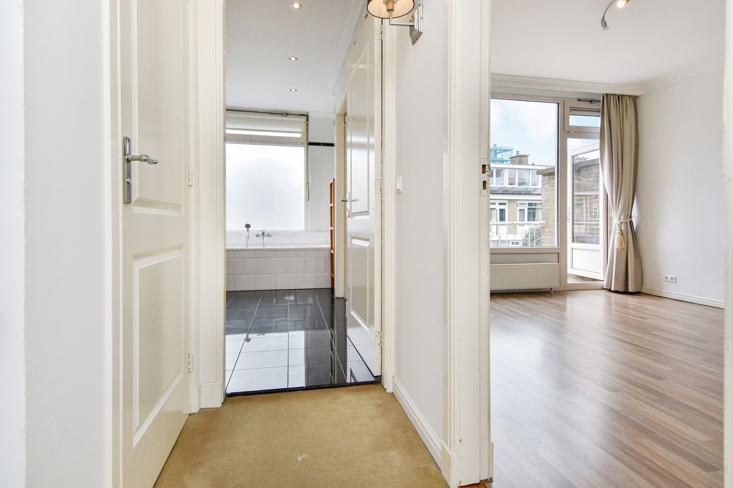 Foto 29 van Paulinastraat 8