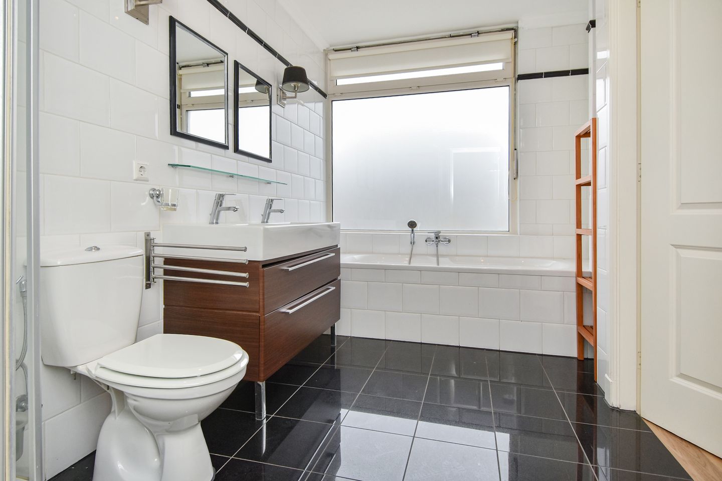 Foto 34 van Paulinastraat 8