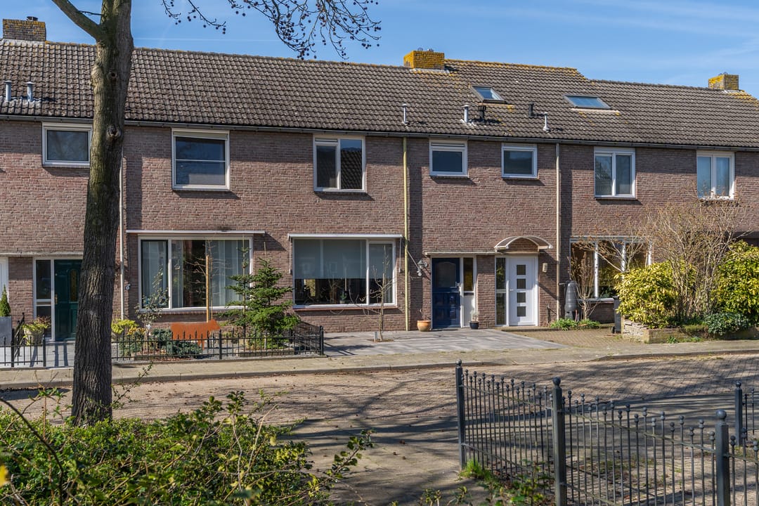 Photo 23 of Middelblok 19