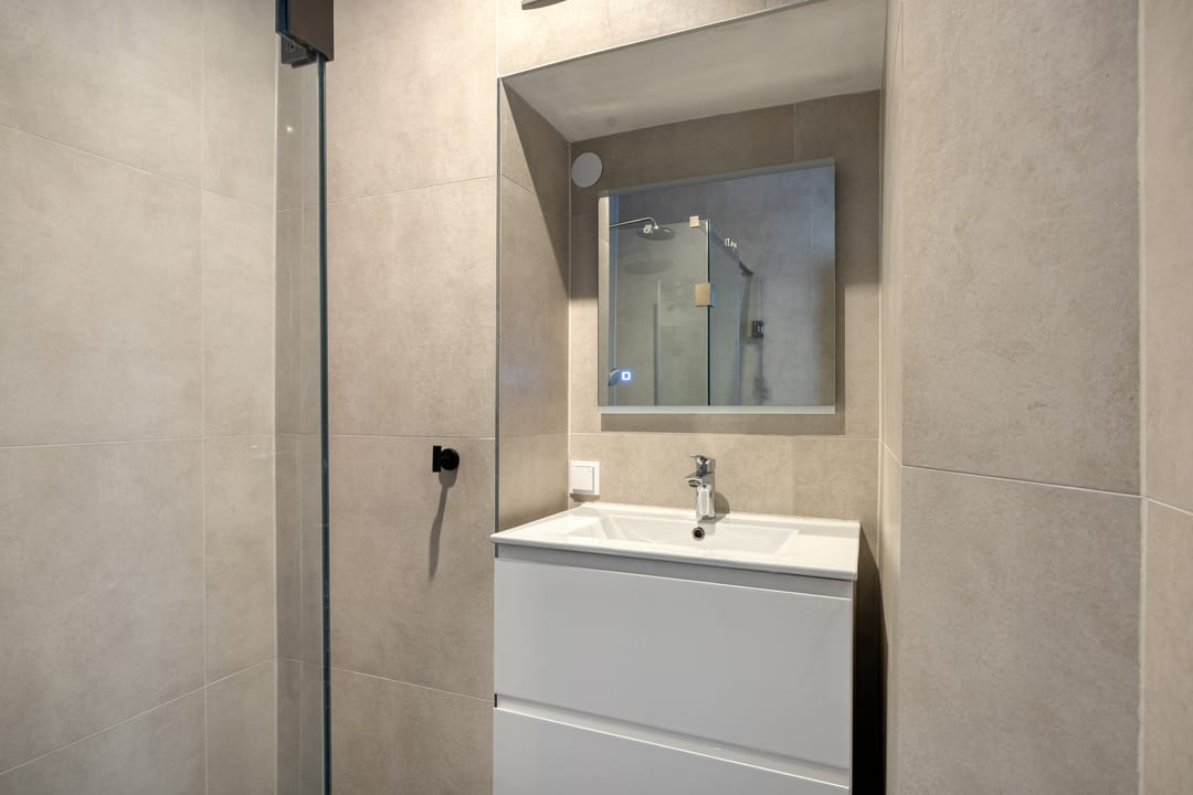 Photo 13 of Vreeswijkstraat 727