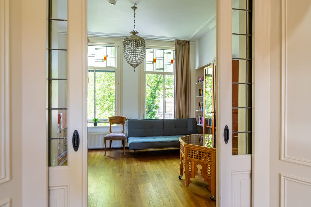 Historic semi-detached mansion with 9 bedrooms in Kralingen — 21