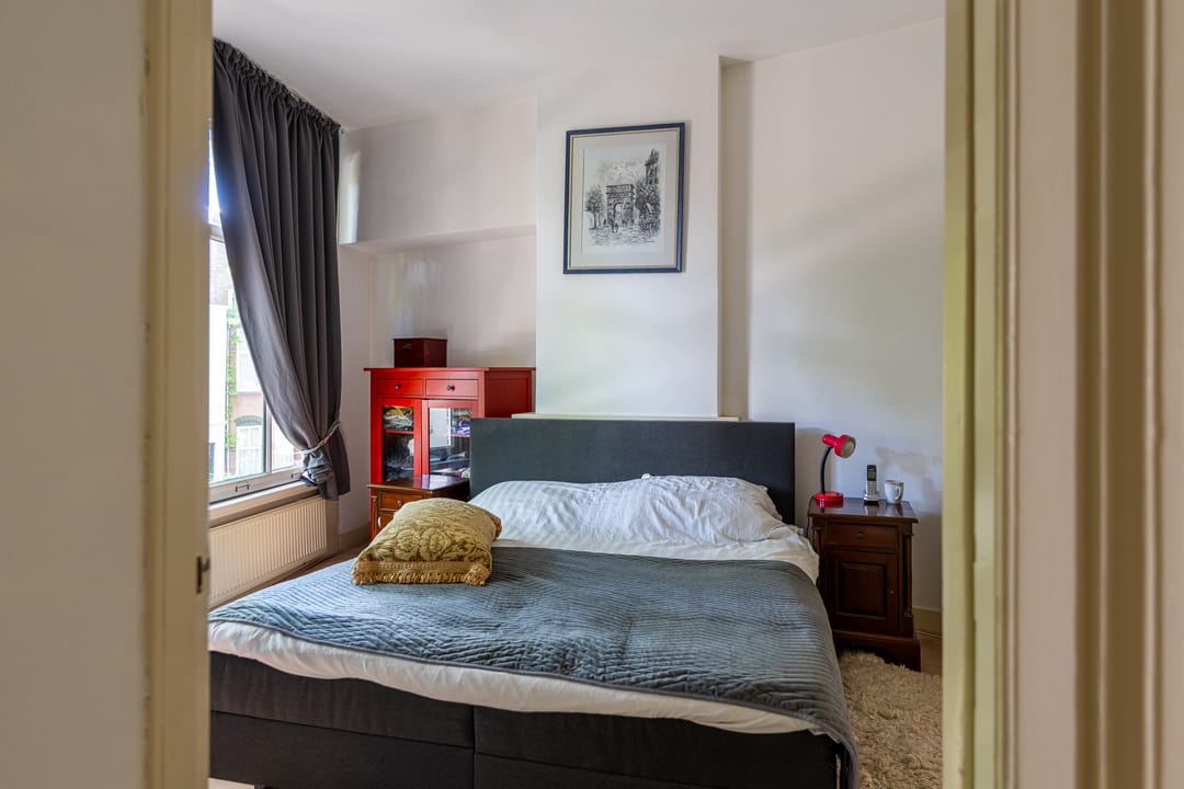 Historic semi-detached mansion with 9 bedrooms in Kralingen — 26