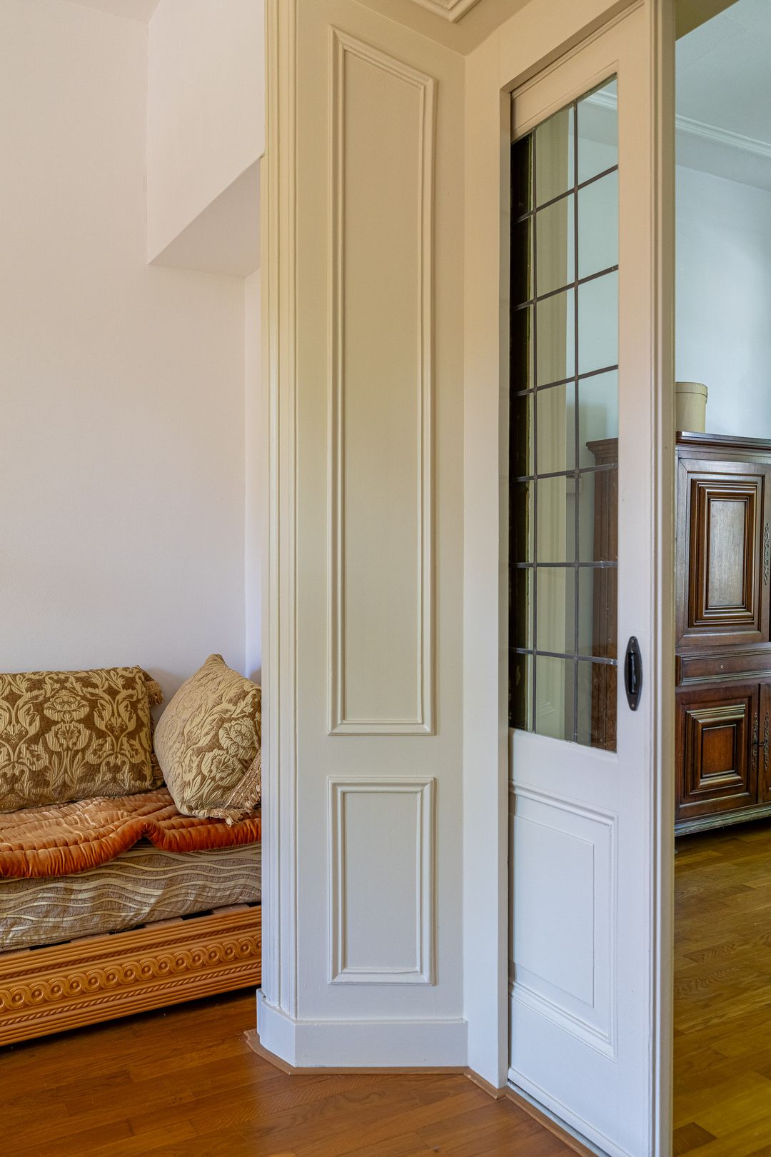Historic semi-detached mansion with 9 bedrooms in Kralingen — 29