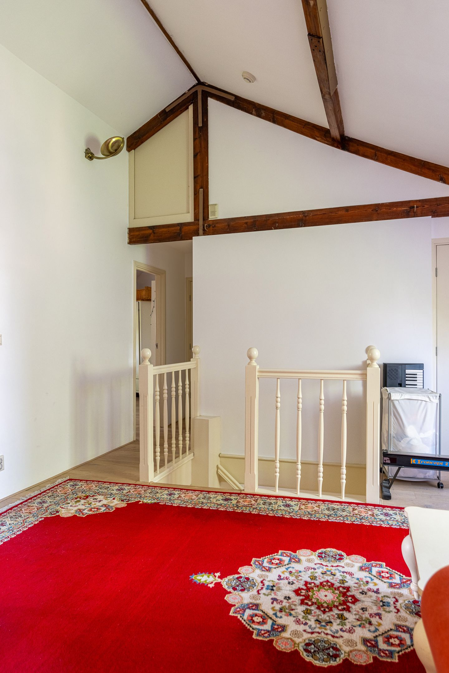 Historic semi-detached mansion with 9 bedrooms in Kralingen — 32