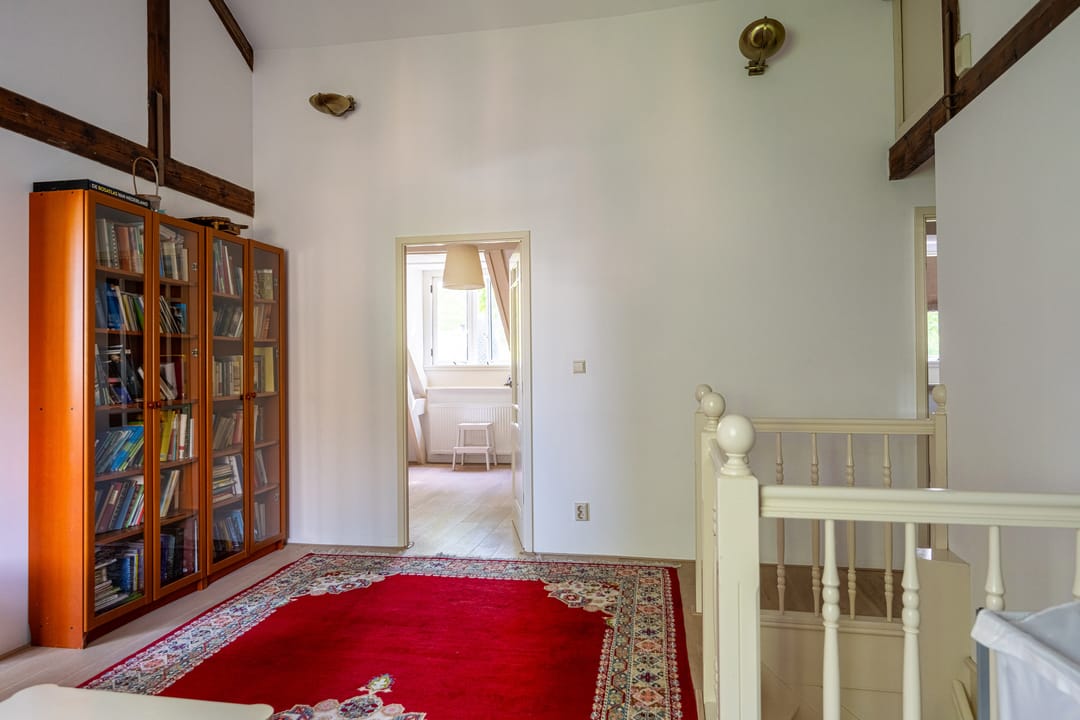 Historic semi-detached mansion with 9 bedrooms in Kralingen — 35