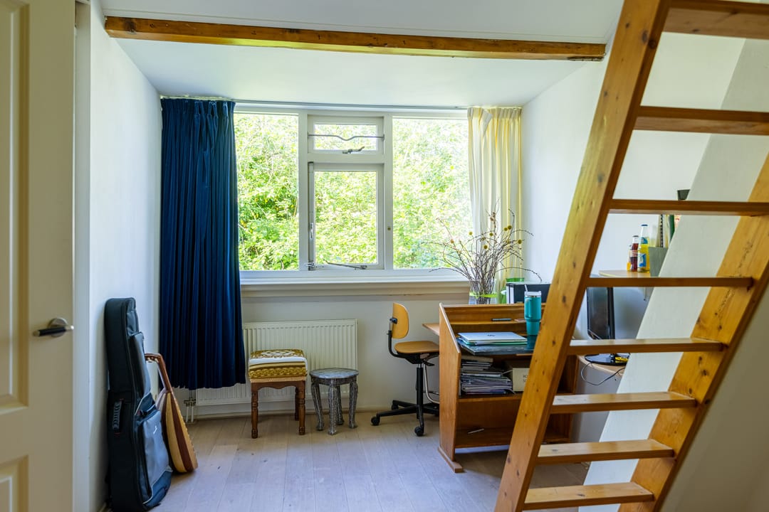 Historic semi-detached mansion with 9 bedrooms in Kralingen — 38