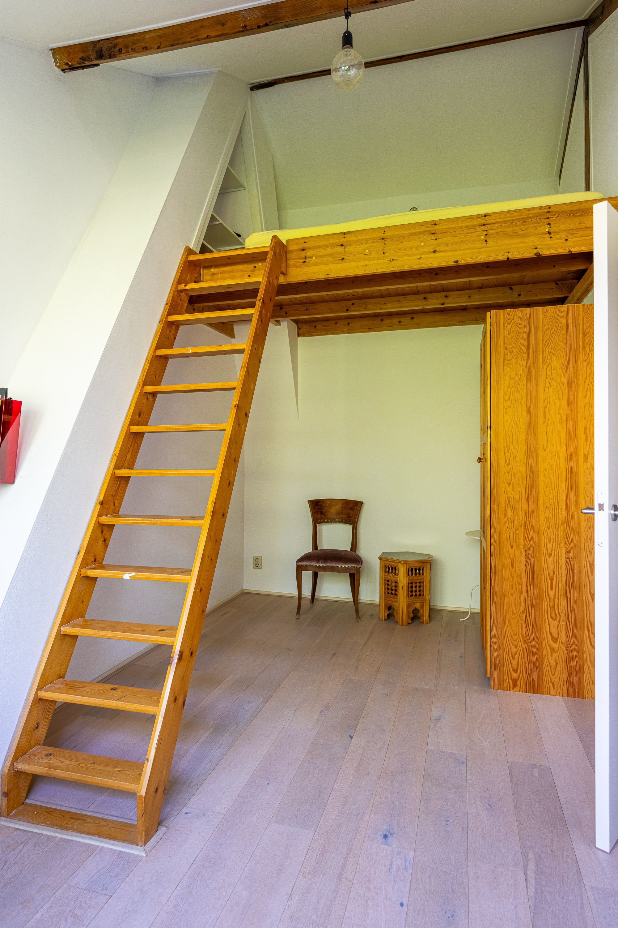 Historic semi-detached mansion with 9 bedrooms in Kralingen — 39
