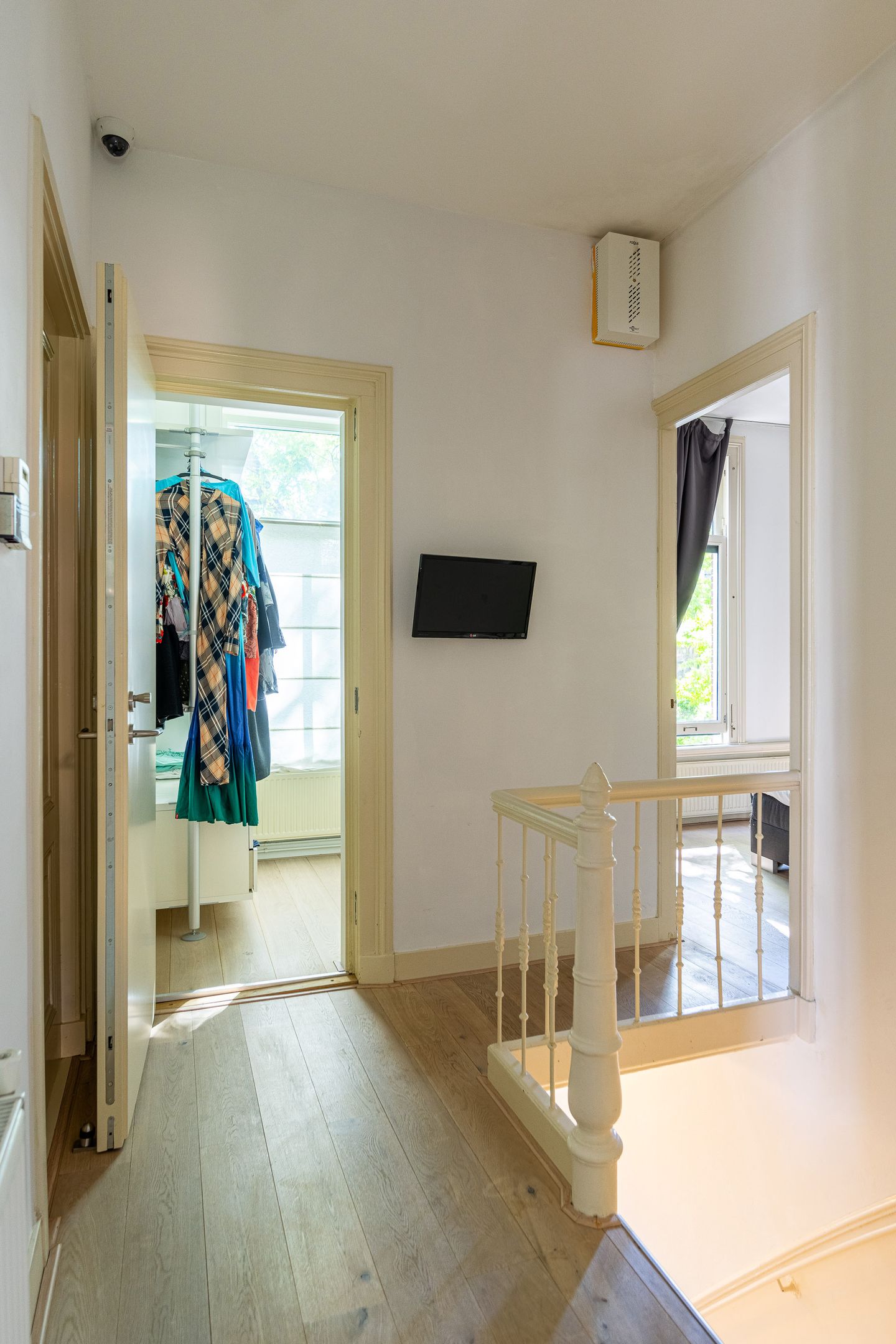Historic semi-detached mansion with 9 bedrooms in Kralingen — 23