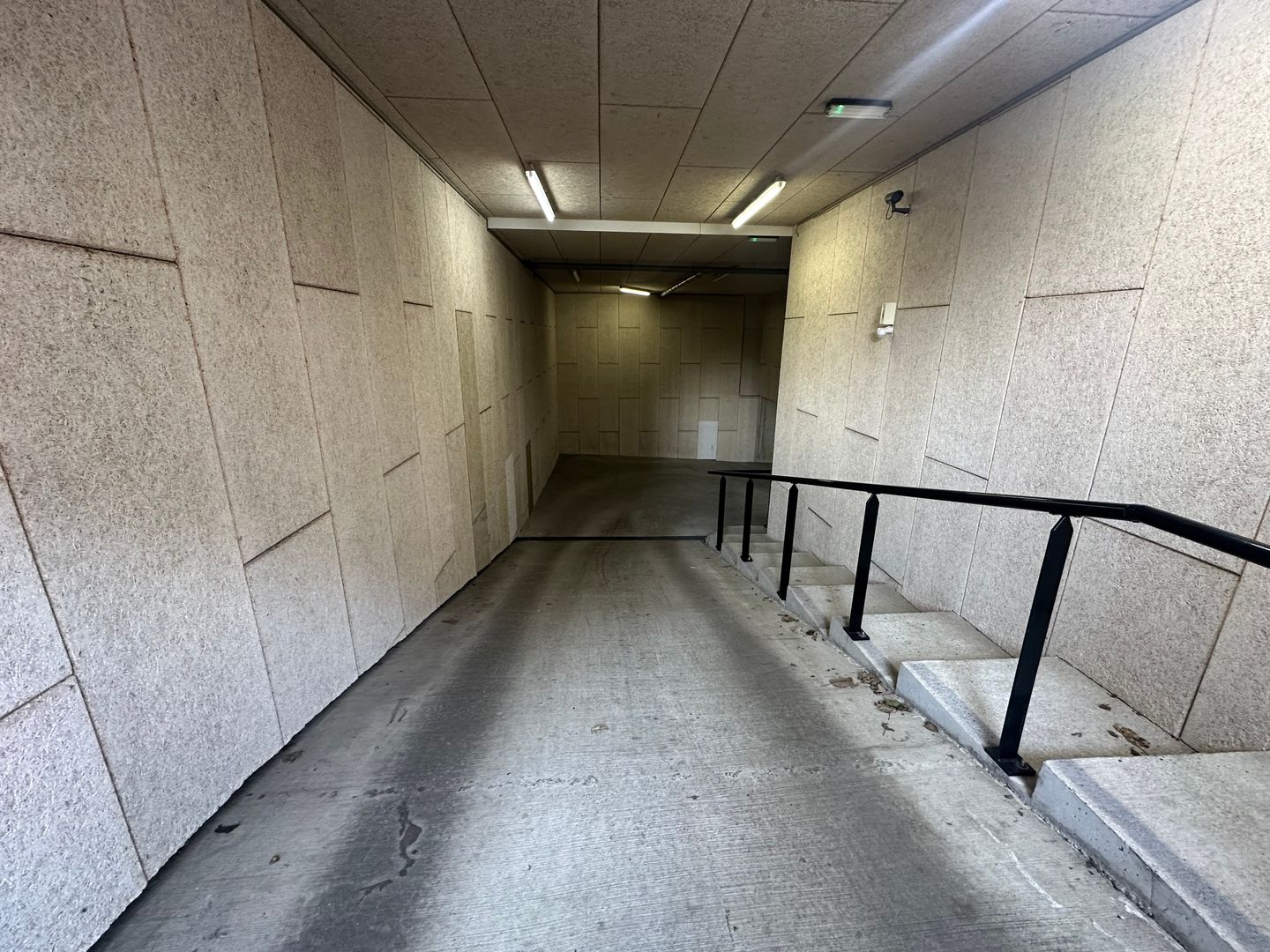 Private Parking Space in Secure Garage in Duinoord — 14