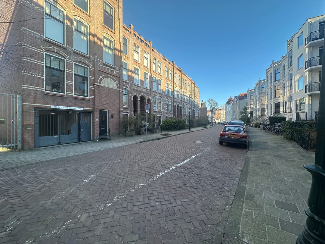 Private Parking Space in Secure Garage in Duinoord — 16