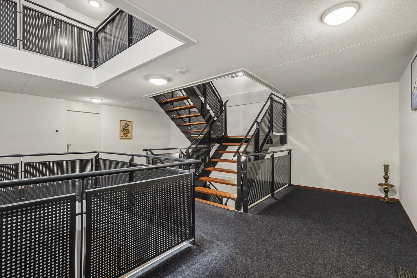 Foto 25 van Coosje Buskenstraat 132