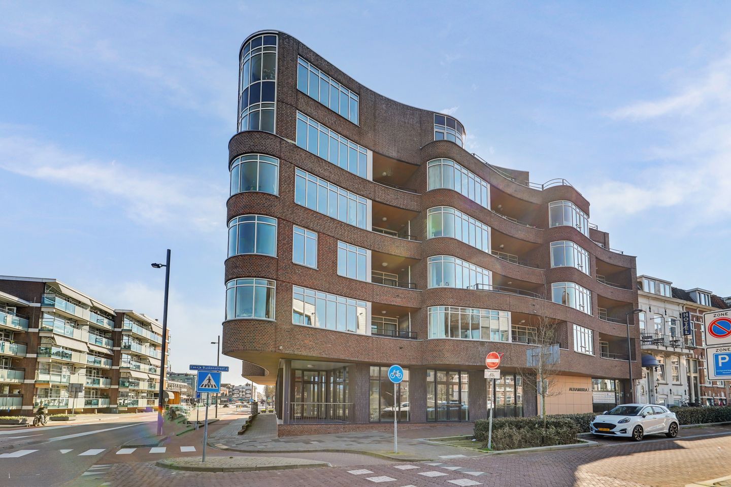 Foto 29 van Coosje Buskenstraat 132