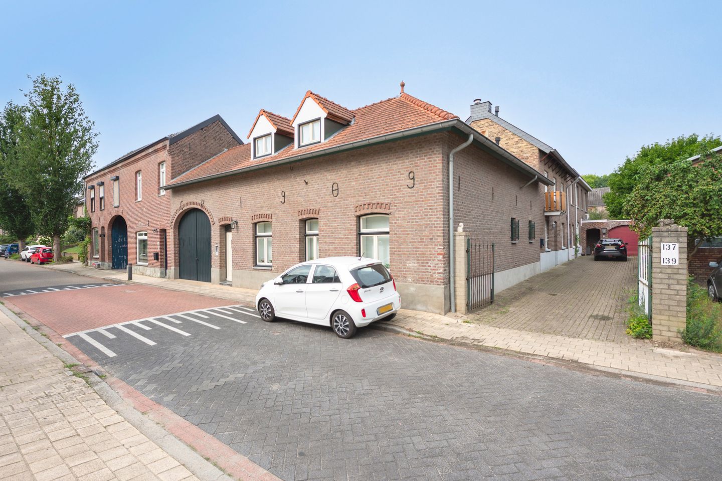 Foto 1 van Ophoven 137