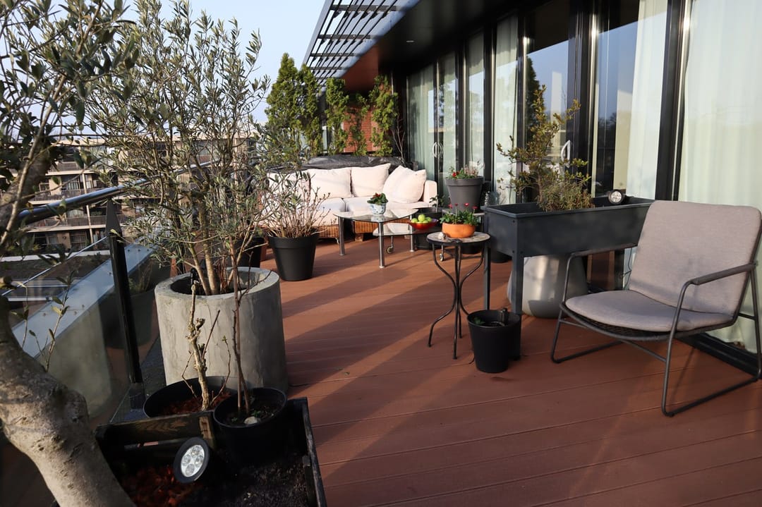 Modern Penthouse with 30 m² Roof Terrace in the City Center — 34