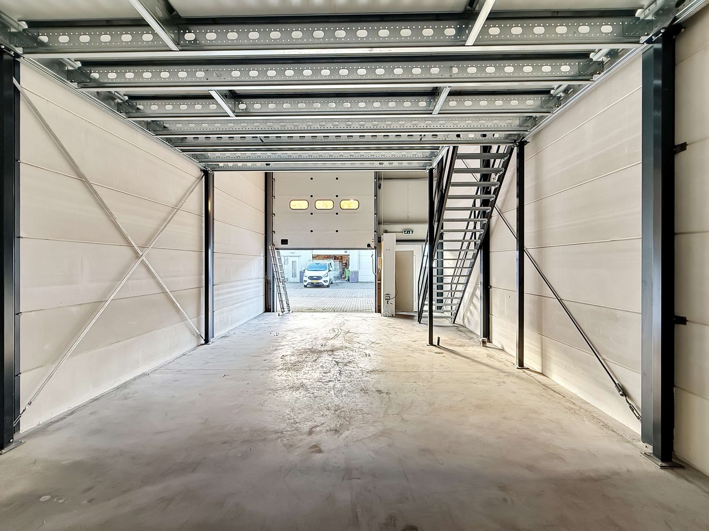 Bekijk foto 2 van Staalstraat 54