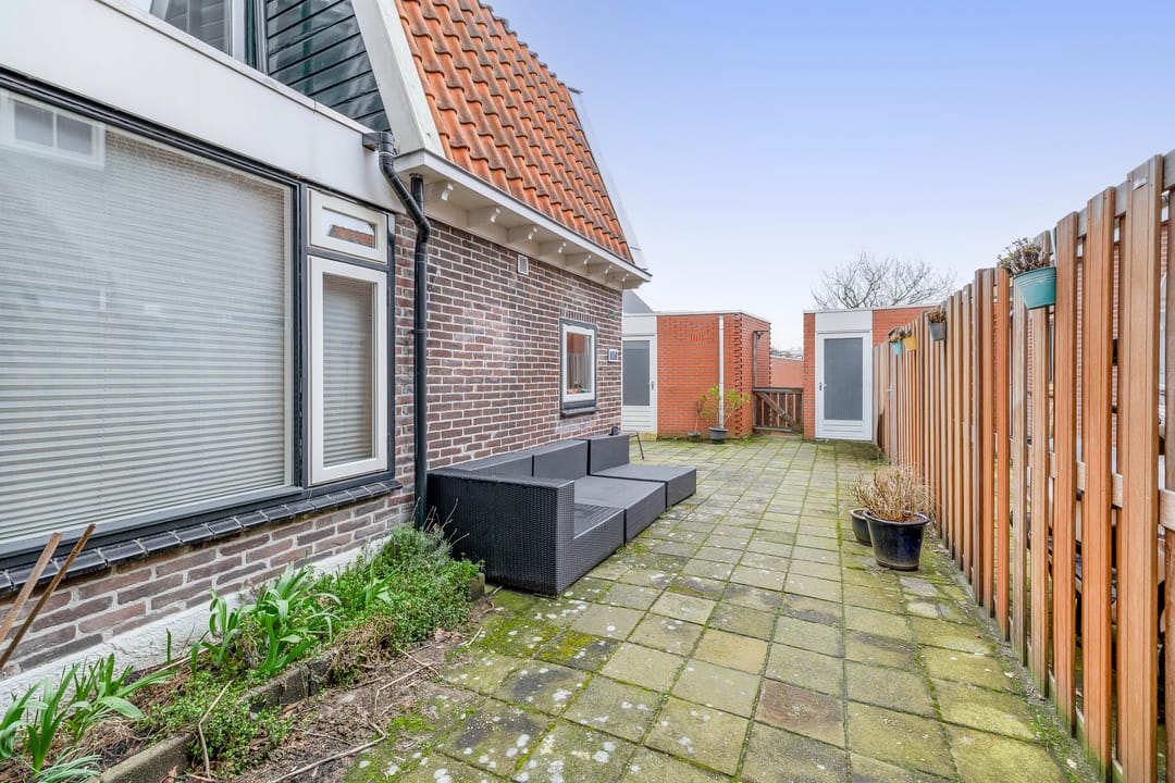 Characteristic Maisonnette in the Heart of Lisse — 22