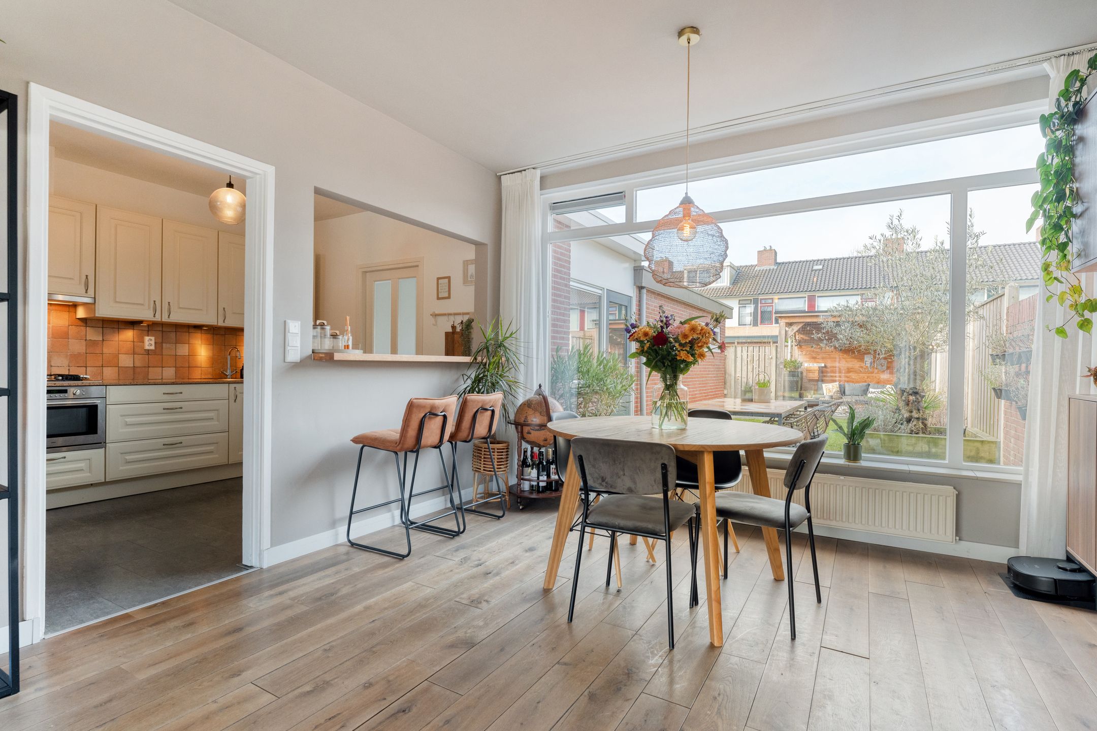 Foto 12 van J. Vermeerstraat 5