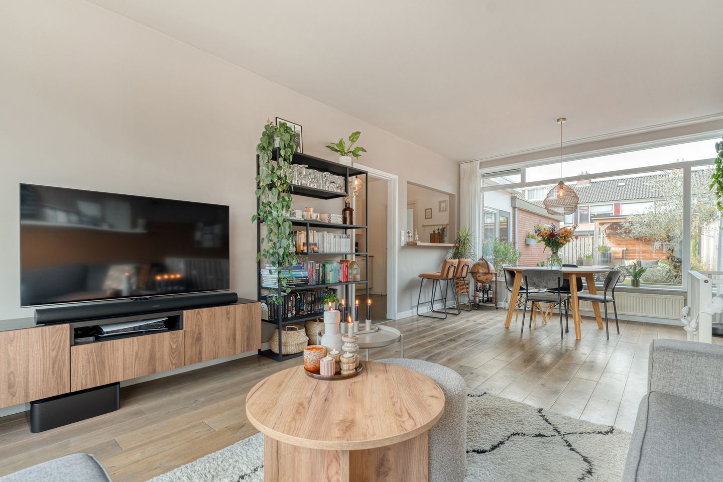 Foto 14 van J. Vermeerstraat 5