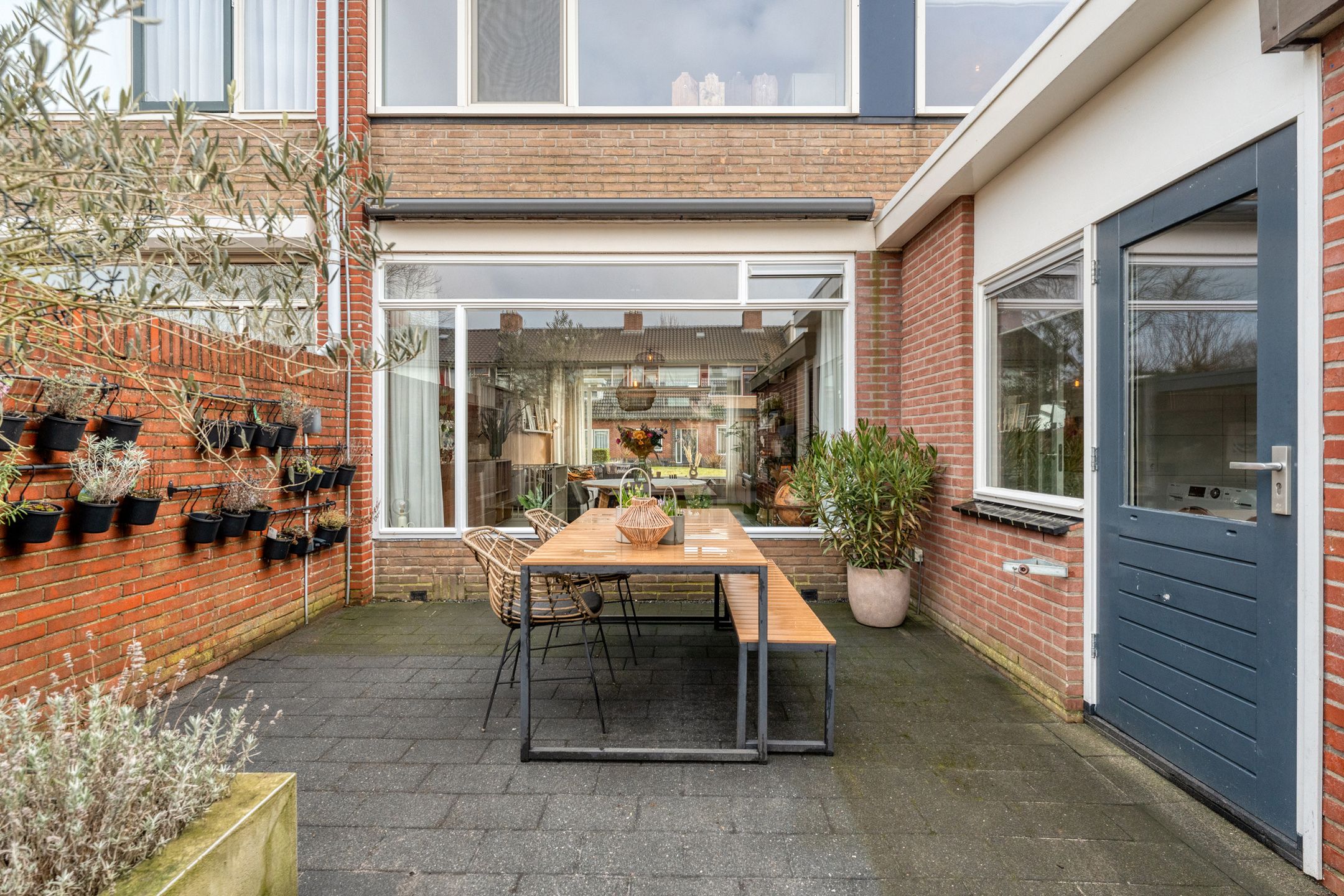 Foto 42 van J. Vermeerstraat 5