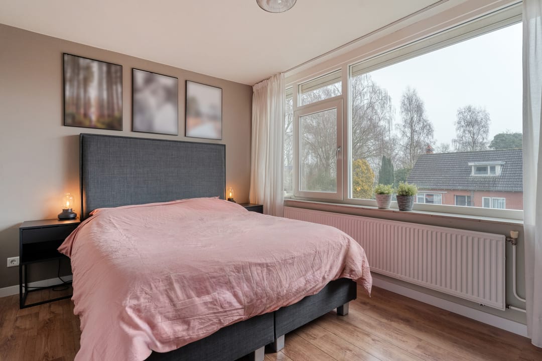 Foto 32 van J. Vermeerstraat 5