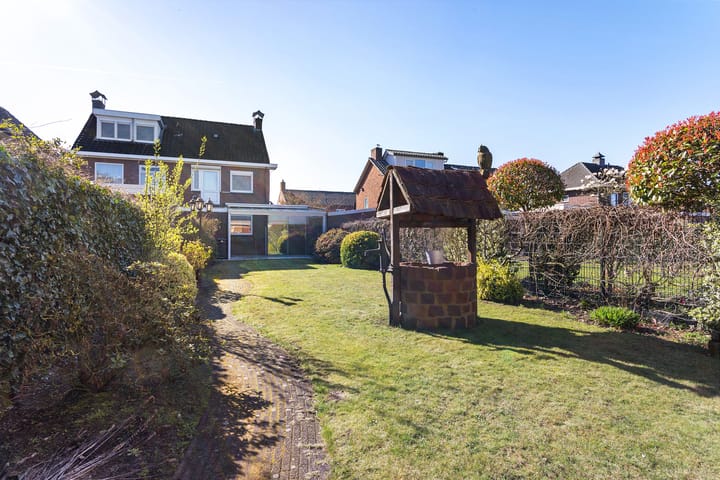 Photo 3 of Vanekerstraat 282