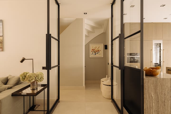 Photo 4 of Lomanstraat 20-H