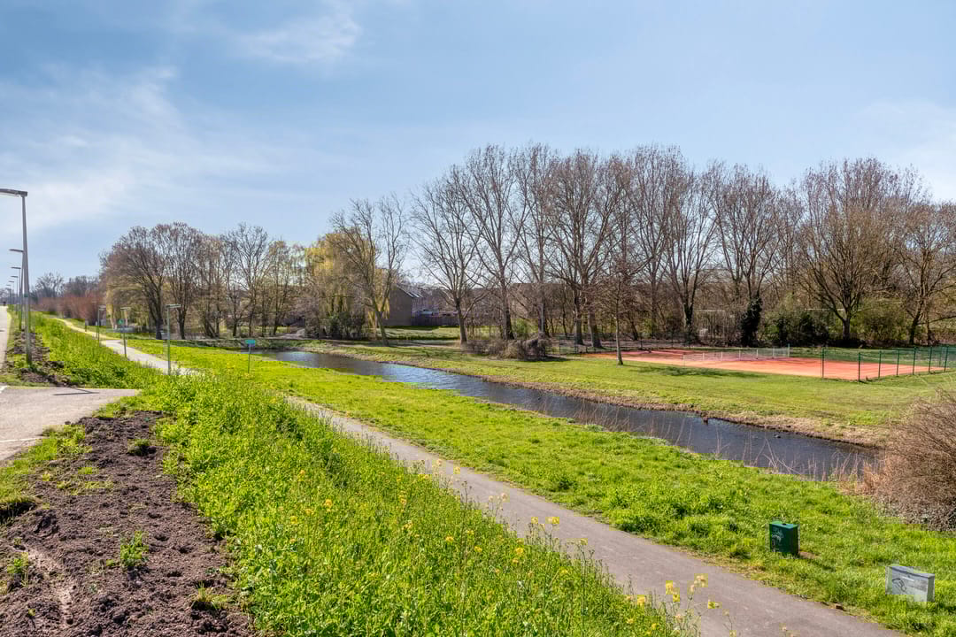 Foto 38 van Marga Klompéstraat 67