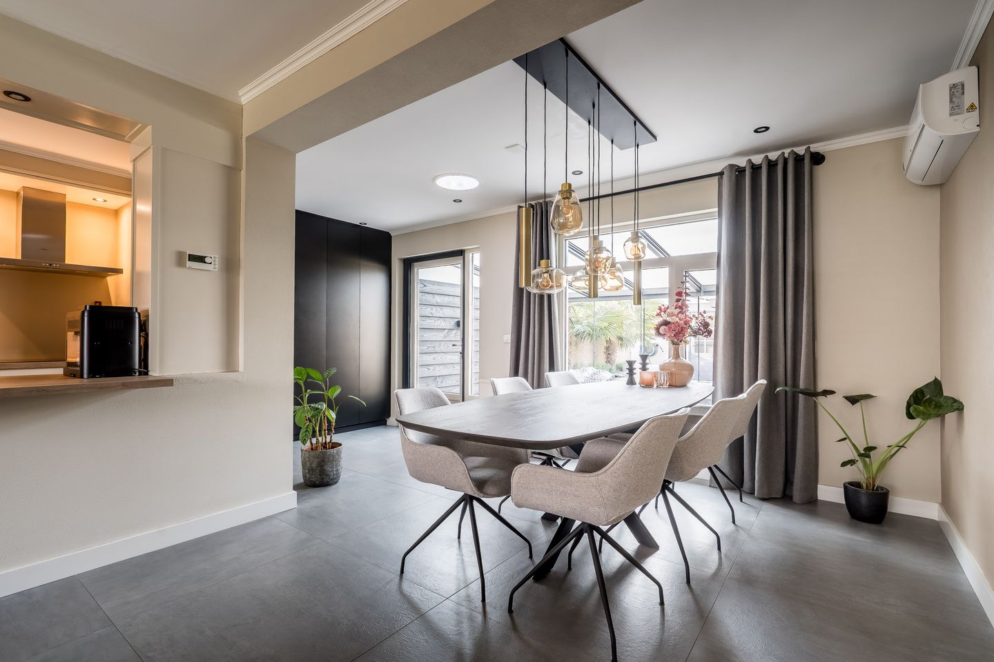 Photo 10 of Mariannestraat 41