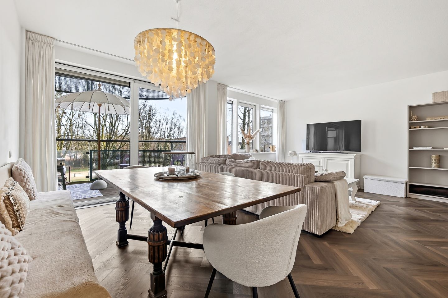 Foto 1 van Dokter Van Ledestraat 28