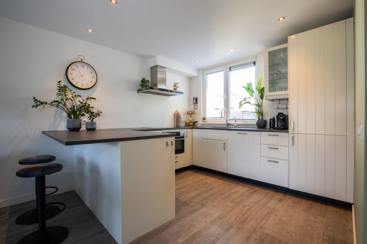 Photo 3 of Nederhoven 34