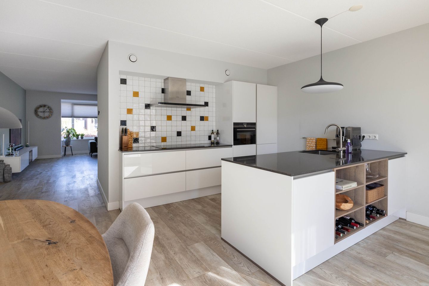 Foto 10 van Raoul Wallenbergstraat 11