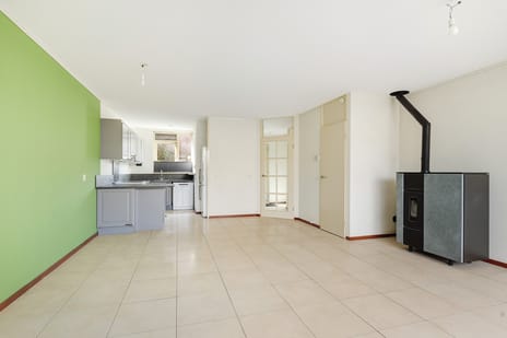 Charlotte v Pallandtrade 19 tertiary image