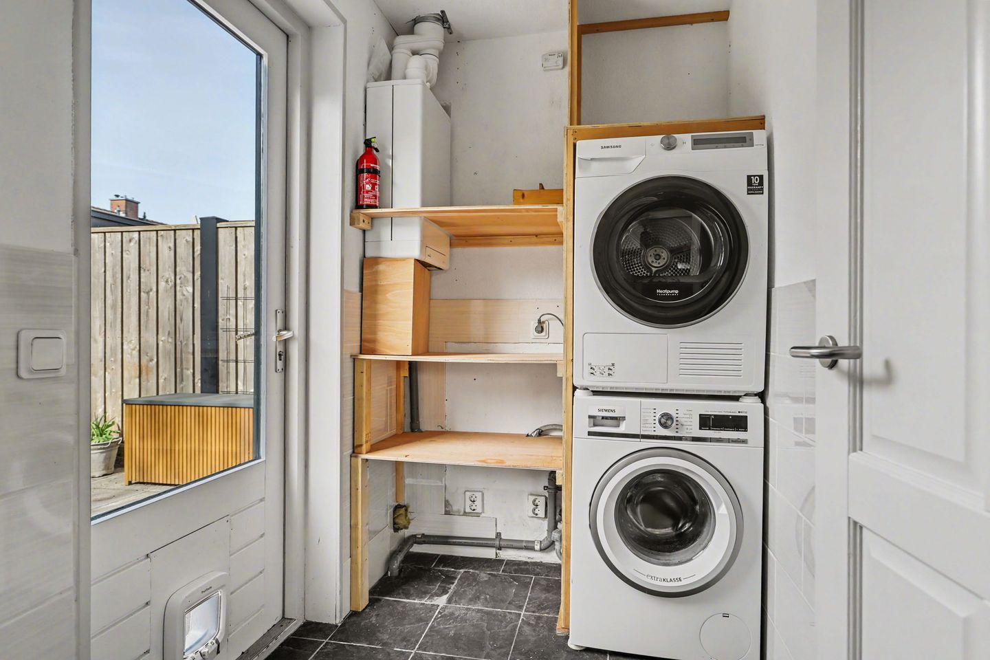 Photo 14 of J.J. Wernerstraat 33