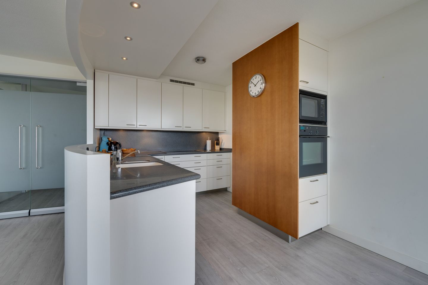 Photo 10 of Fluweelboomlaan 49