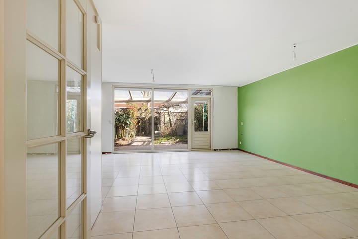 Foto 2 van Charlotte v Pallandtrade 19