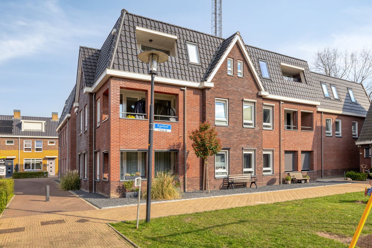 Photo 5 of De Bron 8