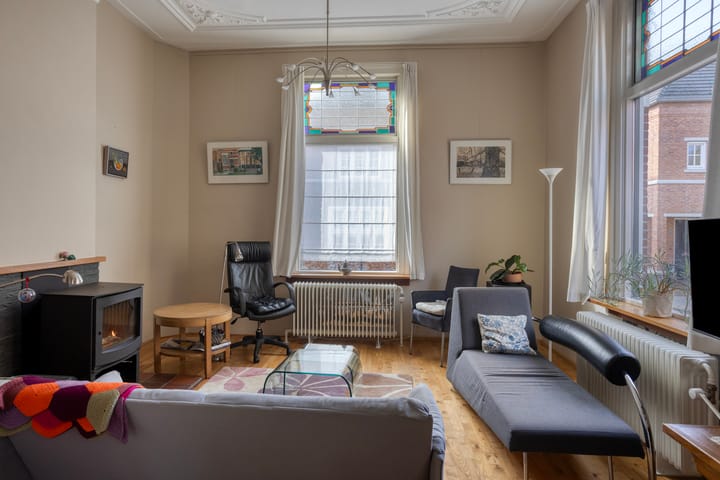 Twee-onder-één-kap te koop: Kastanjelaan 5, Lochem