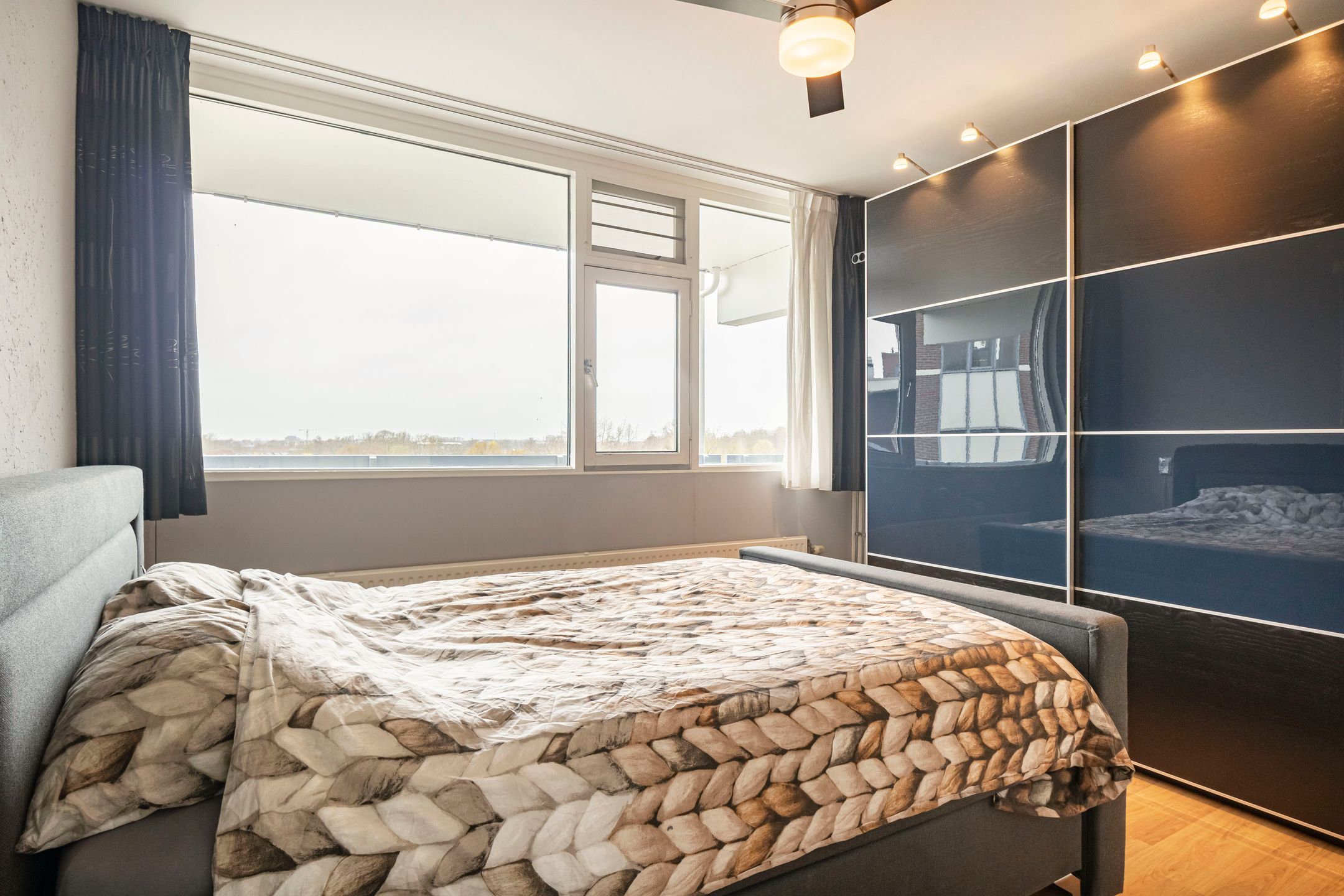 Foto 18 van Pollux 201