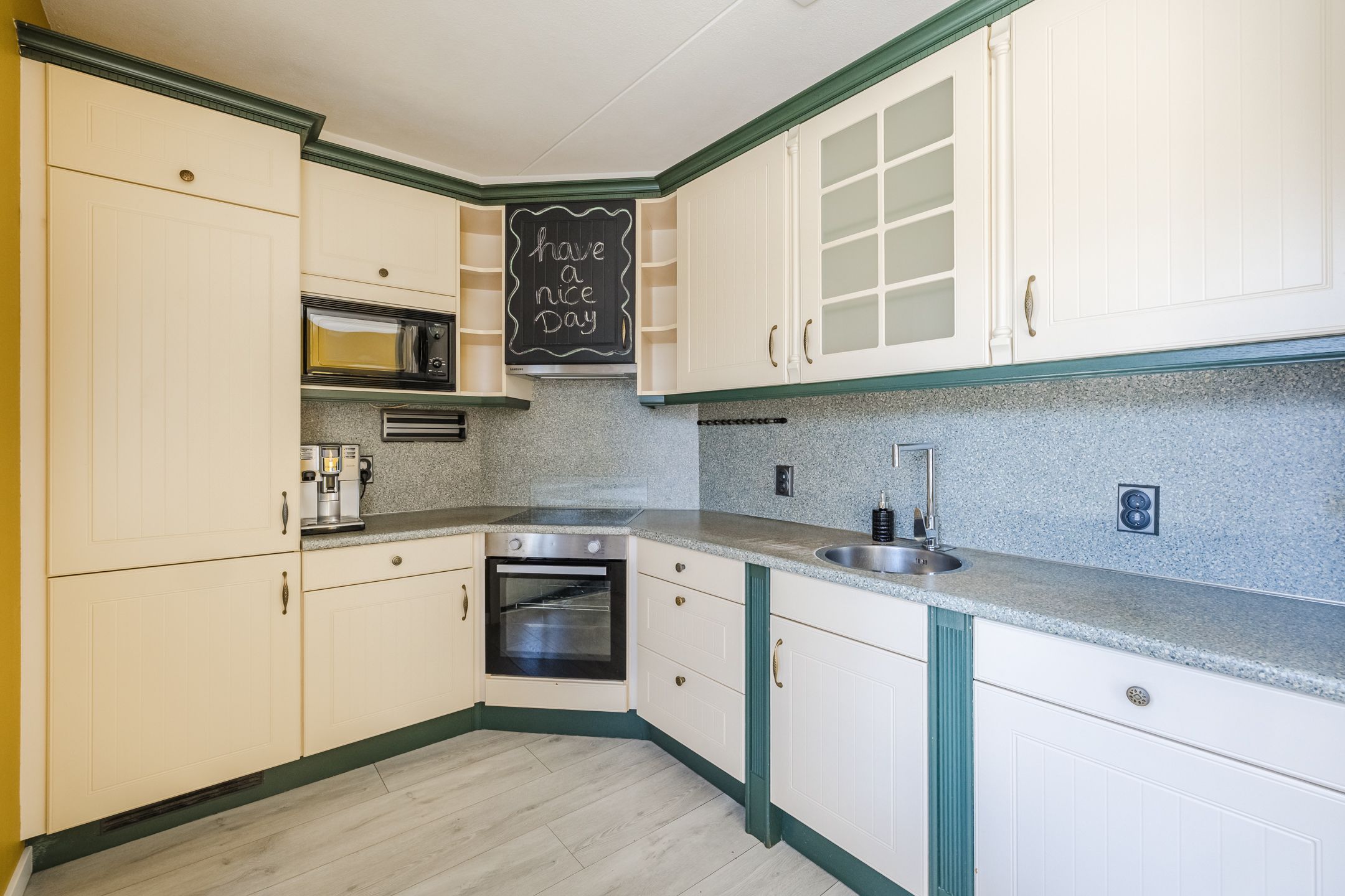 Foto 12 van Hooizolder 40