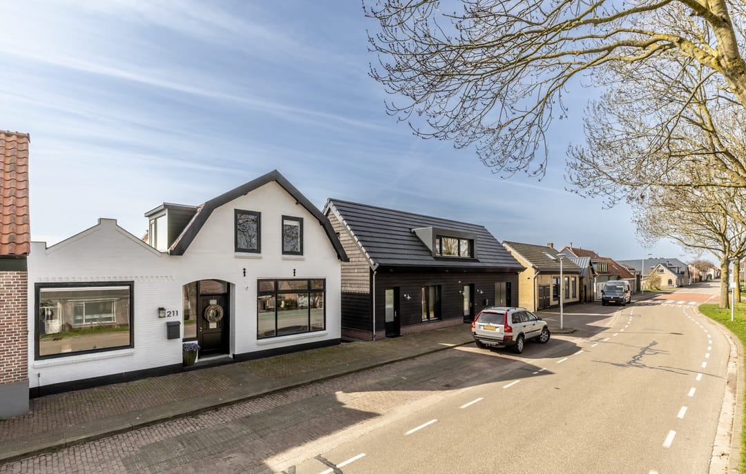 Photo 2 of Dorpsstraat 211
