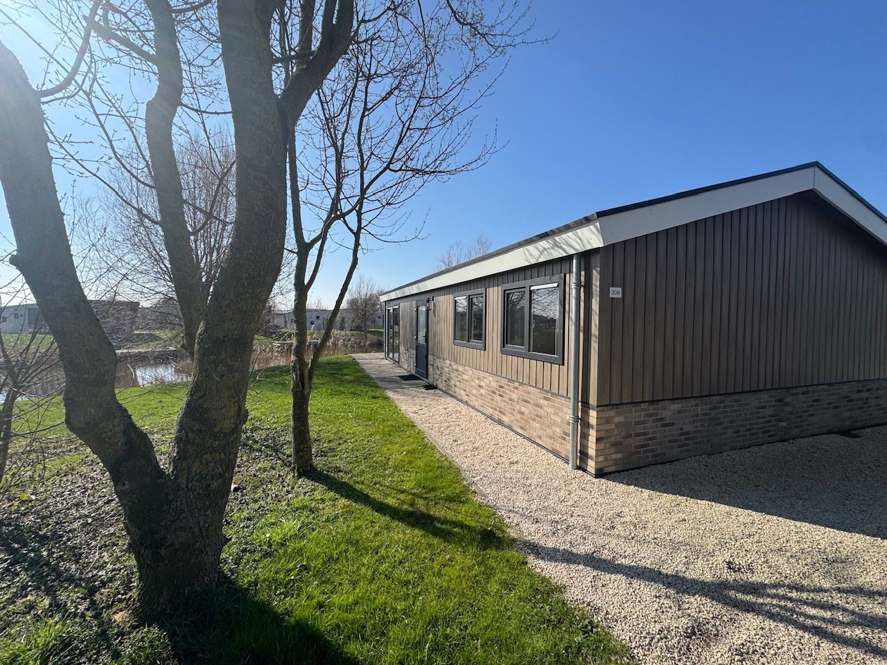 Photo 4 of Flevoweg 90-308