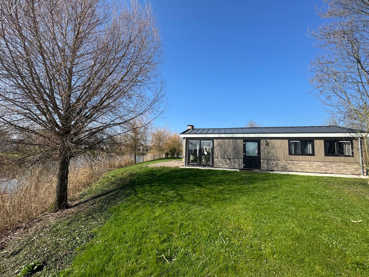 Photo 3 of Flevoweg 90-308