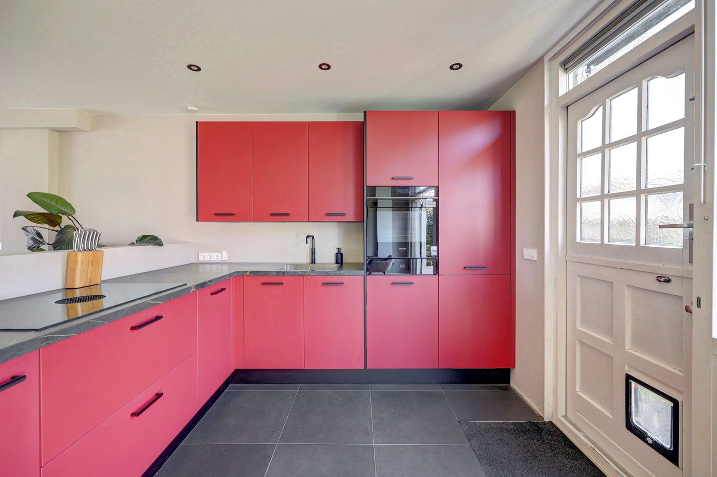 Foto 14 van Albert Verweijstraat 13