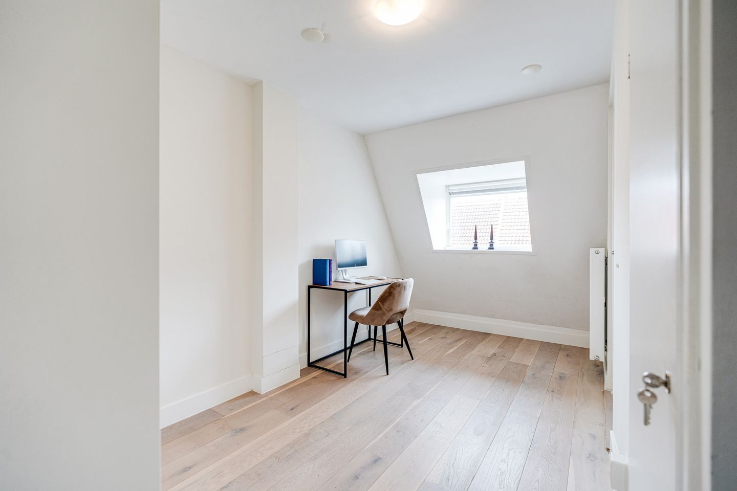 Foto 14 van Woestduinstraat 27-3